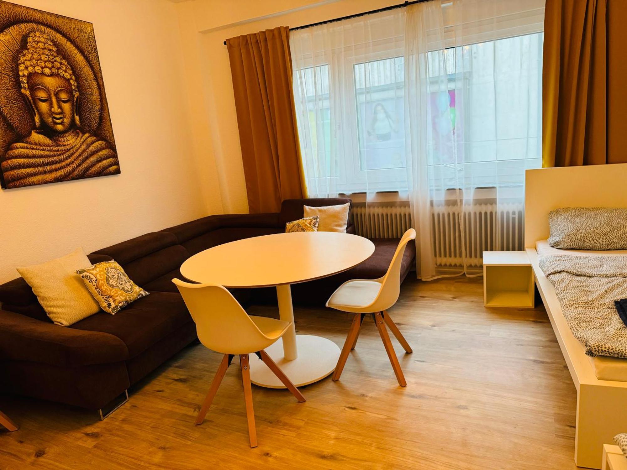 Zentrale Wohnung Mit Balkon Coblenza Esterno foto